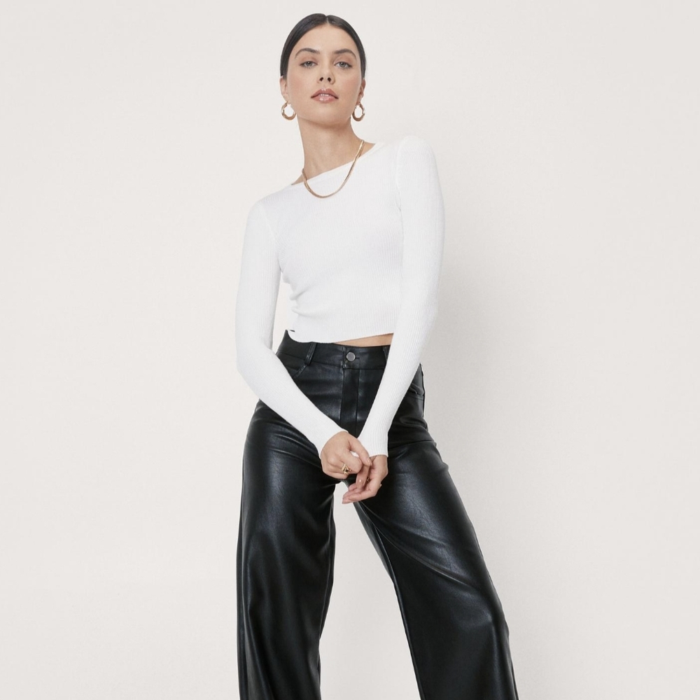 COPY - Nasty Gal long sleeve ribbed crop top size 18